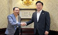 (사)한국지역신문협회, 김두관 전 장관 '명예회장' 추대